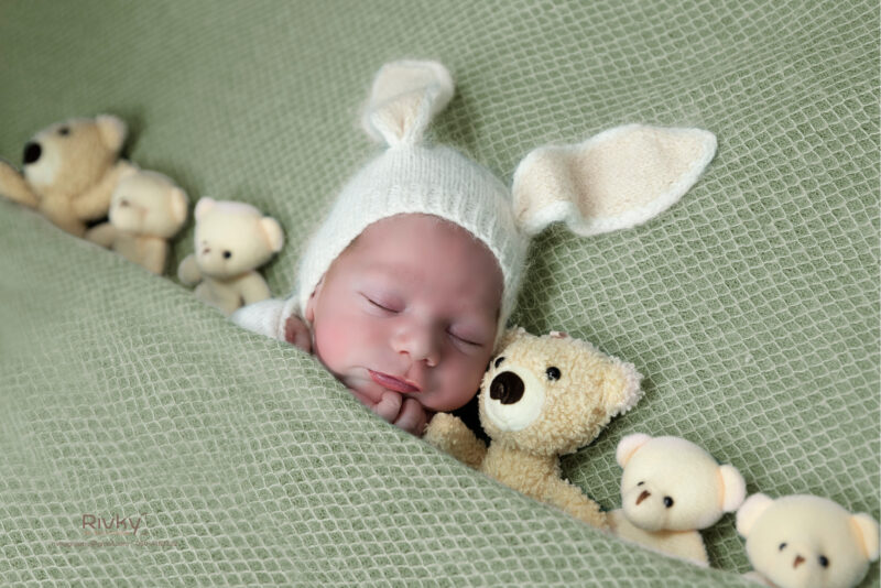 רבקי_050-41672328