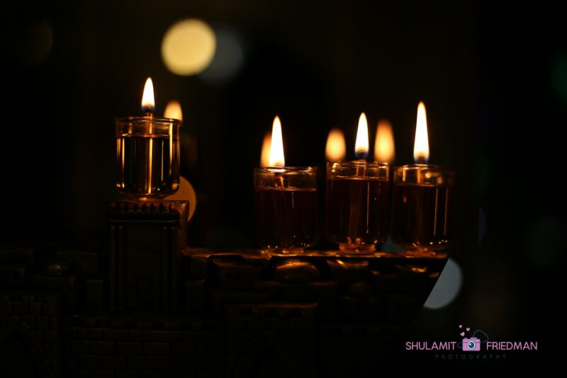 אור חדש על ציון