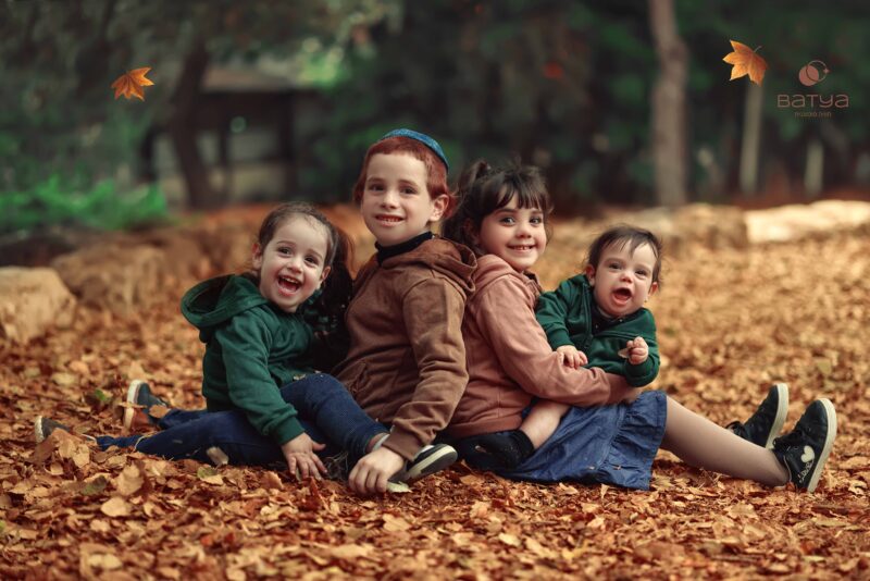 אחים בשלכת copy (1) copy 3