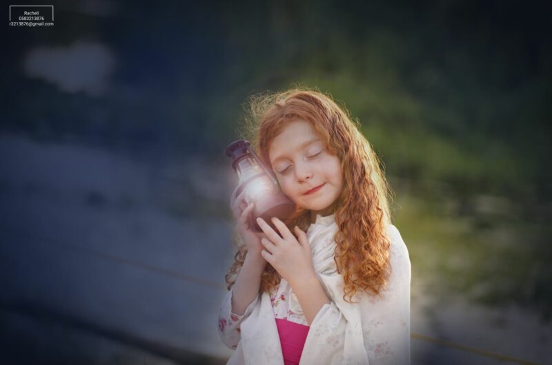 צילום רחל R Y ילדה ועששית