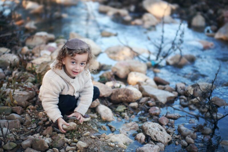 מנחם במים copy 3