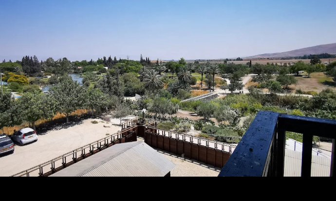 dd1d885c-cb8c-461b-aea0-d48e5f69dbc6